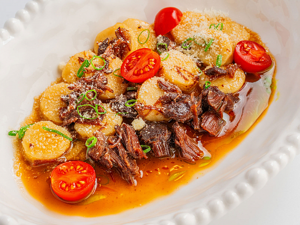 Ньокки с телячьими щечками