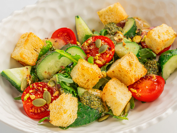 Домашний итальянский салат