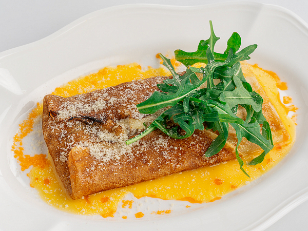 Креп-галет с курицей су-вид и моцареллой